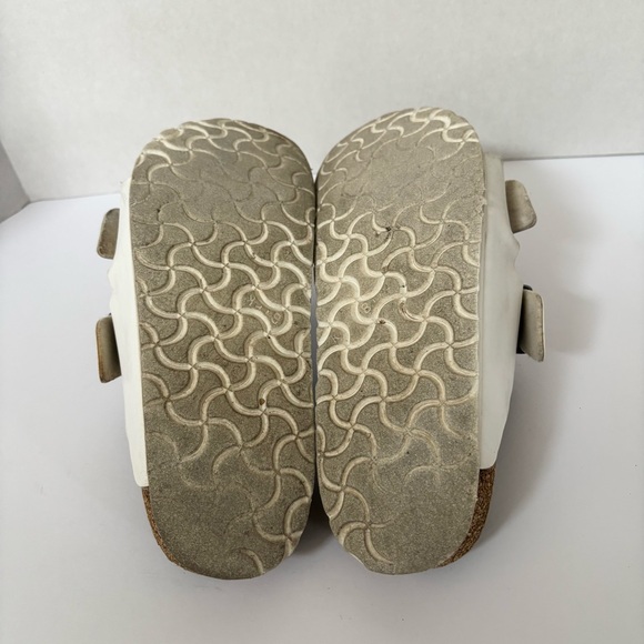 Birkenstock Arizona Classic Sandals Leather Two Strap Slides White Size 8 Eu 39 - Picture 8 of 12